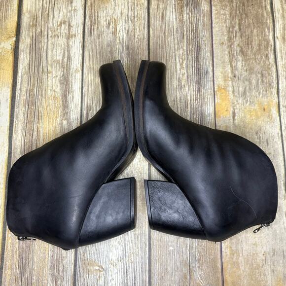 Korks Shamira Black Leather Ankle Witchy Goth Biker Booties Womens Sz 11M - Picture 5 of 8